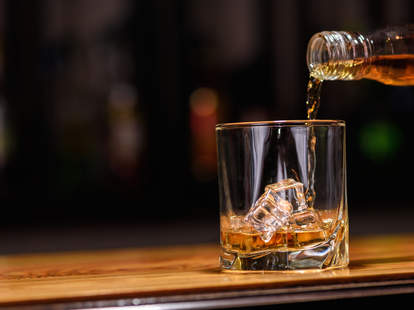 Whiskey With Ice The Best Whiskey On The Rocks Thrillist