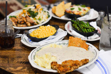 chicken fried steak, pioneer woman, the mercantile