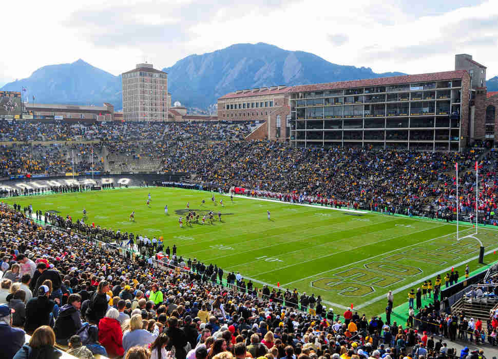 Best College Football Stadiums in America, Ranked: The Top 25 - Thrillist