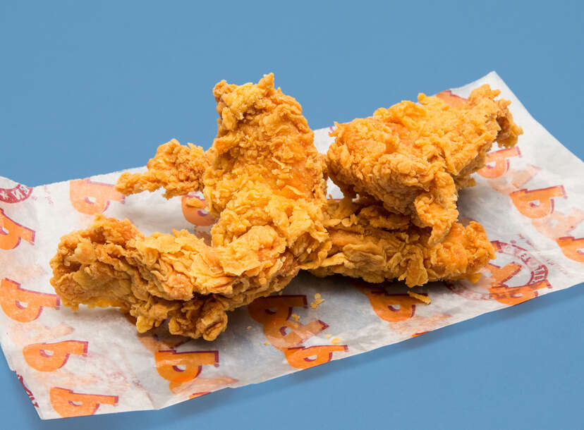 Restaurant Sells Popeyes Chicken As Own