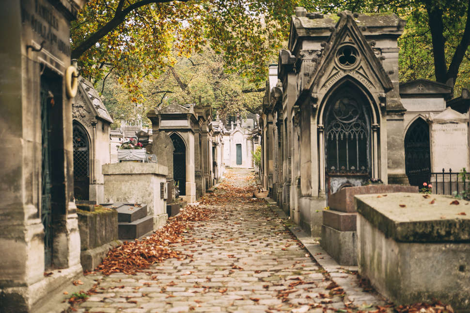 Best Famous Cemeteries To Visit In The World - Thrillist