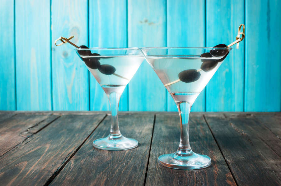 Types of Martinis What Your Martini Order Says About You Thrillist
