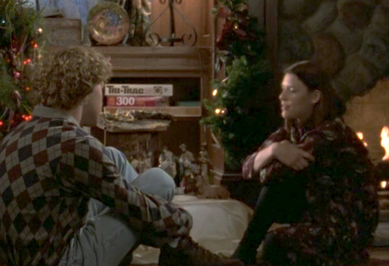 Best Christmas TV Episodes on Netflix, Hulu & More What to Watch