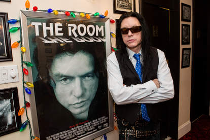 Tommy Wiseau What Happened Between The Room The Disaster Artist Thrillist