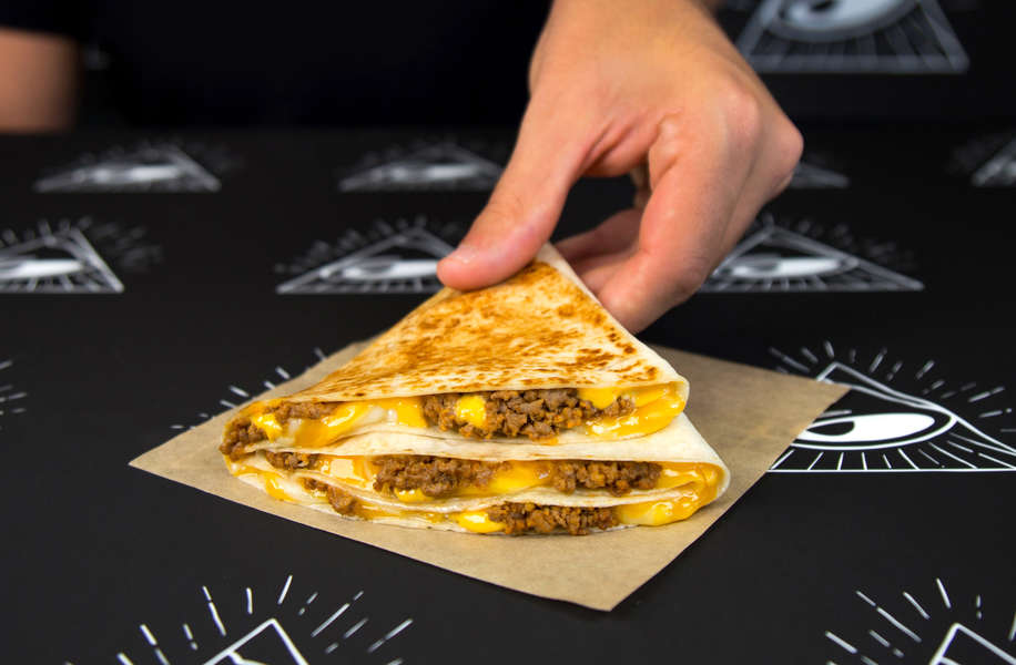 Taco Bell Dollar Menu Items Revealed for 2018 - Thrillist