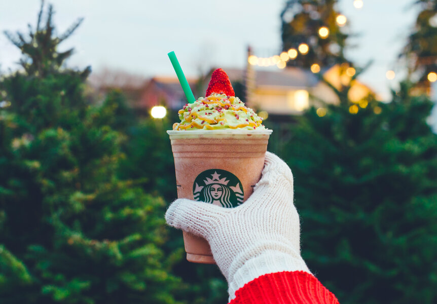 Make this Holiday Frappuccino Starbucks Ornament in Minutes!