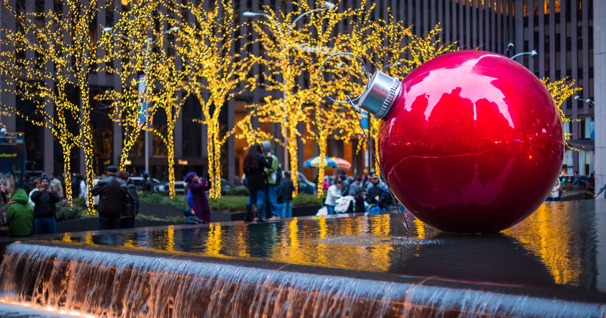 Top Things to Do in New York at Christmas • The Blonde Abroad
