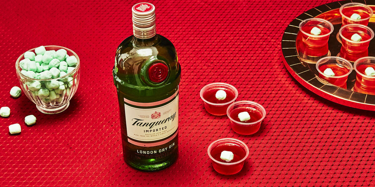 Holiday Gin & Tonic Gelatin Shot Recipe Thrillist