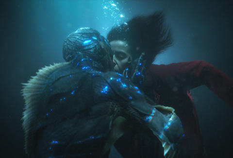 The Shape of Water's Fish Man Doug Jones: How We Shot the Sex Scene ...