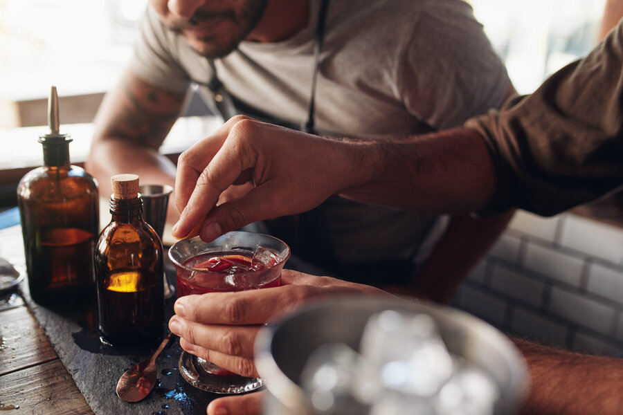 Bartending For Beginners: How To Become A Bartender - Thrillist