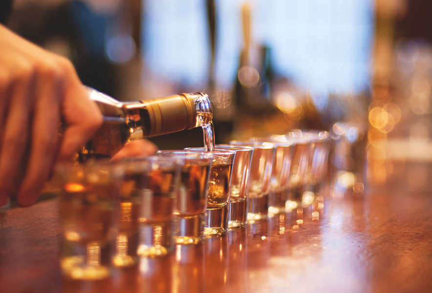What To Order At A Dive Bar According To Bartenders Thrillist
