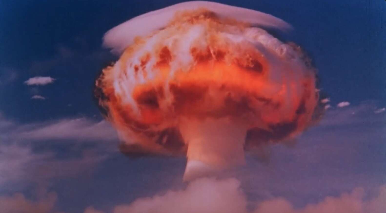 Мощнейший ядерный взрыв в истории. Ядерный взрыв. Термоядерный взрыв. Взрыв атомной бомбы. Самый мощный ядерный взрыв.