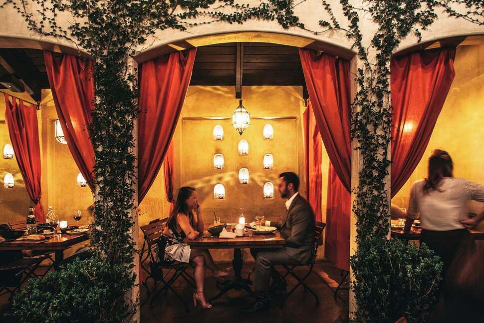 Most Romantic Restaurants In Los Angeles For La Date Night