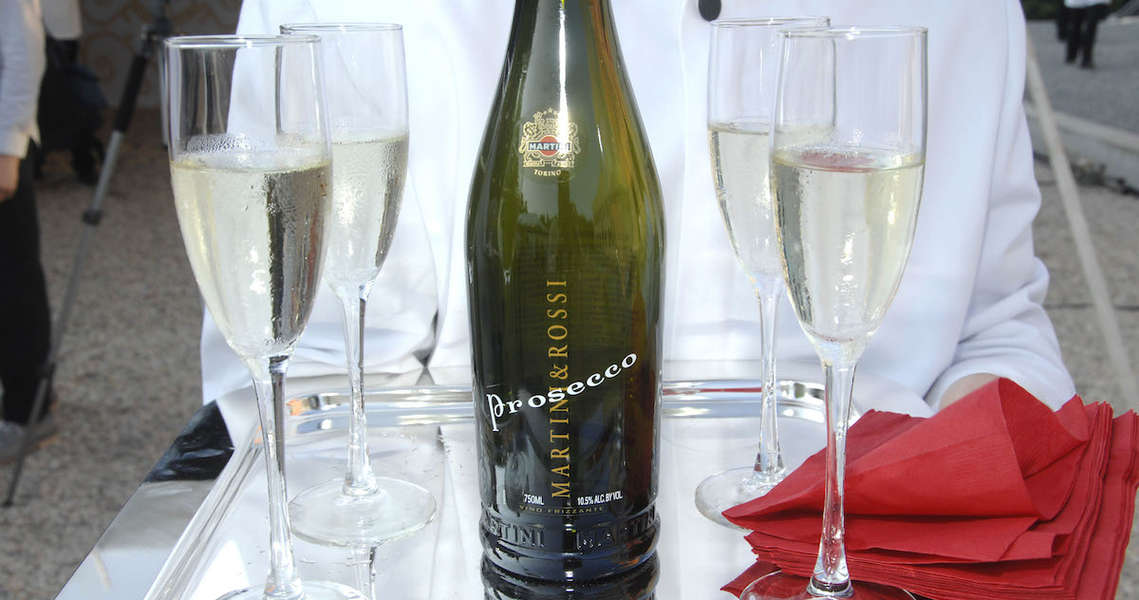Best Cheap Prosecco to Use in Cocktails Thrillist