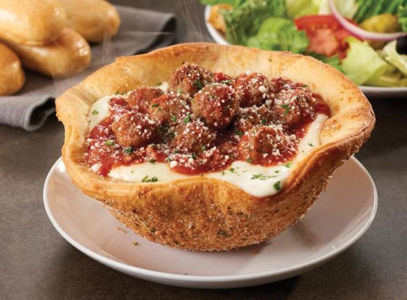 Olive Garden Adds Meatball Pizza Bowl To Lunch Duos Menu Thrillist