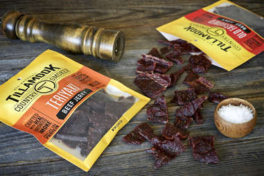 Tillamook Country Smokers beef jerky cheese teriyaki keto meat jerkies