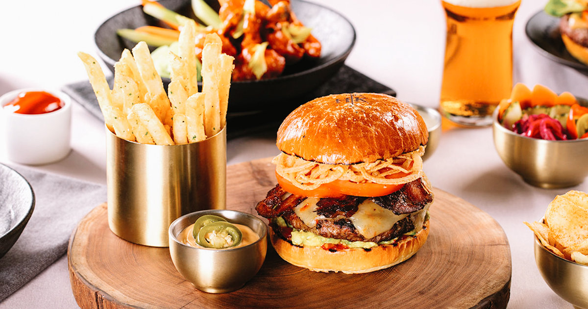 The Eight Burgers In Vegas You Need To Try - Thrillist