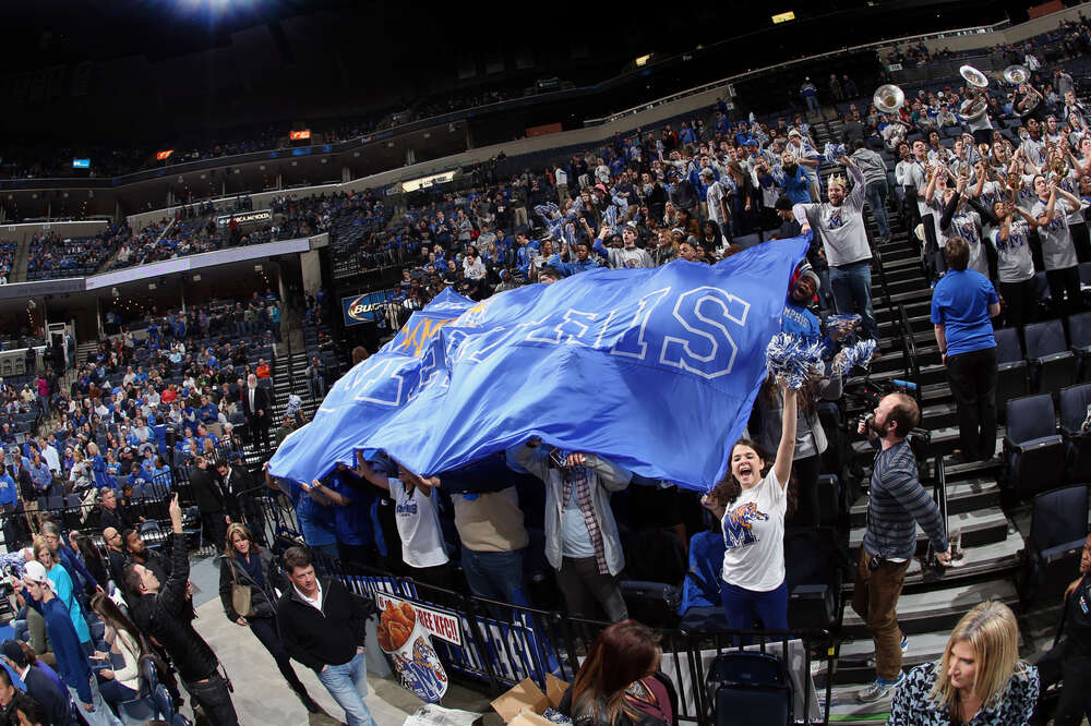 Most Obnoxious College Basketball Fans, Ranked - Thrillist