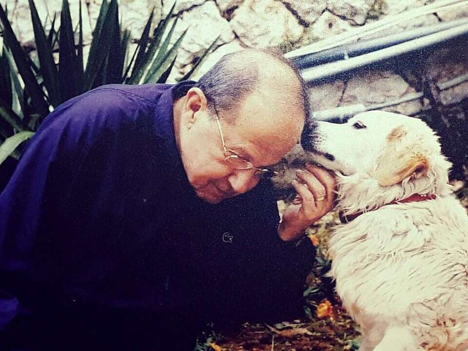 Lebanese president with his dog
