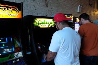 Best Places To Play Video Games In Nyc To Escape Your Apartment Thrillist