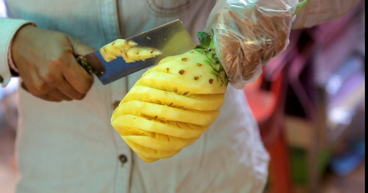 why-your-mouth-burns-when-you-eat-pineapple-and-how-to-avoid-it