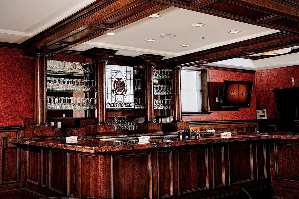 Best Hotel Bars in America - Thrillist