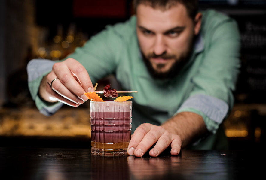 Bartenders On The One Bartending Skill You Should Know Thrillist 