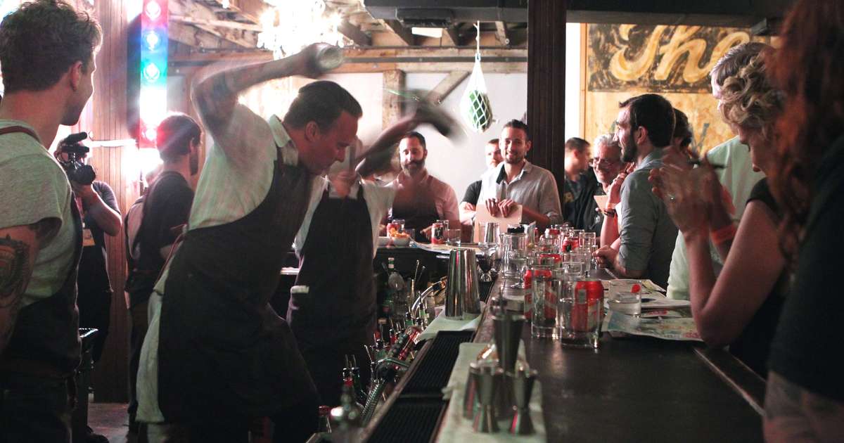 Chicago Style Is Kicking Off with Bar Fight Club Thrillist