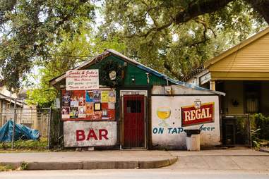 snake and jake's