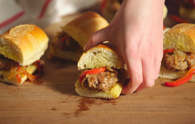 This Sausage Sliders Recipe Is the Key to a Perfect Italian Dinner on the Cheap