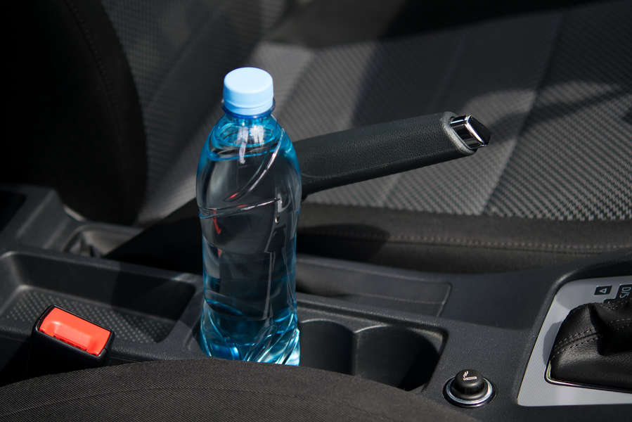 Leaving Plastic Water Bottles in a Hot Car Can Start a Fire Thrillist