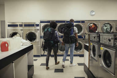 backpackers doing laundry