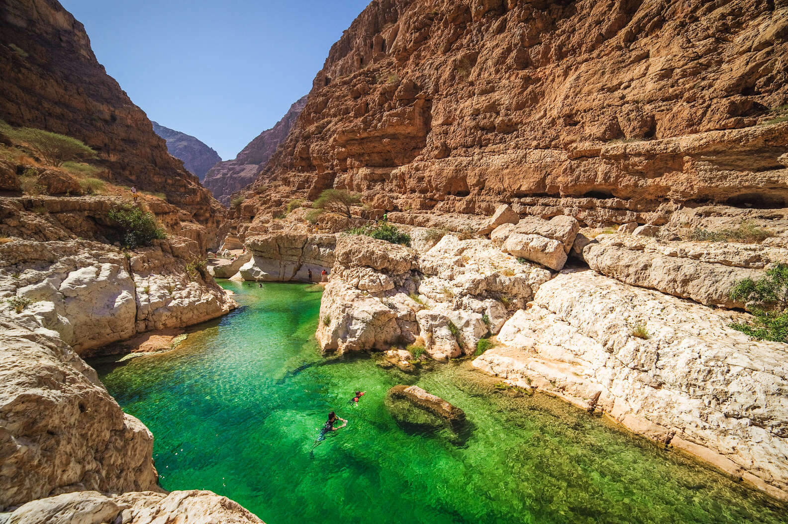 Visiting Oman: Best Places to See When You Travel to Oman - Thrillist