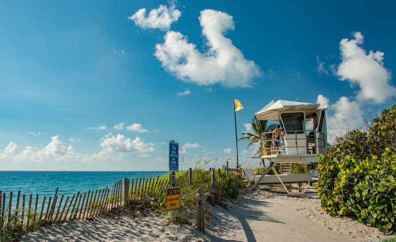 Best Nude Beaches in Florida for Naked and Topless Tanning - Thrillist