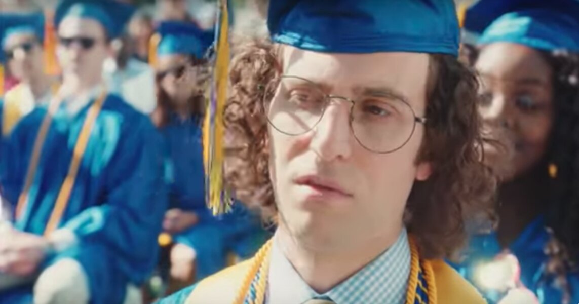 Snl Watch The Weird Graduation Commercial Sketch Thrillist Snl Watch The Weird Graduation Commercial Sketch Thrillist
