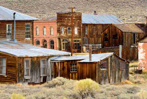 12 of the Spookiest Abandoned Towns in America