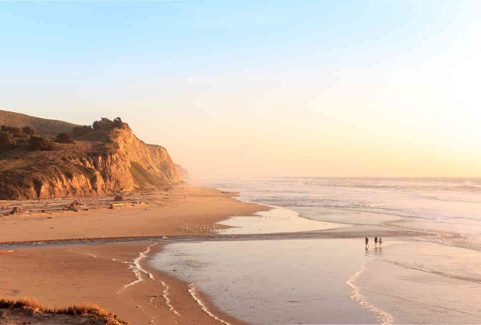 Best Nude Beaches in California for Topless and Naked Sun ...