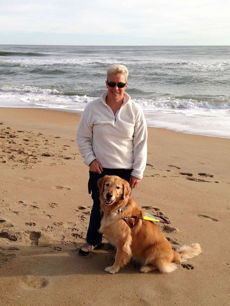 Special Glasses Allow Blind Woman To See Her Dog For The First Time ...