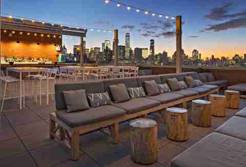 Best Rooftop Restaurants In Nyc Where To Eat Dinner With A View Mr Purple