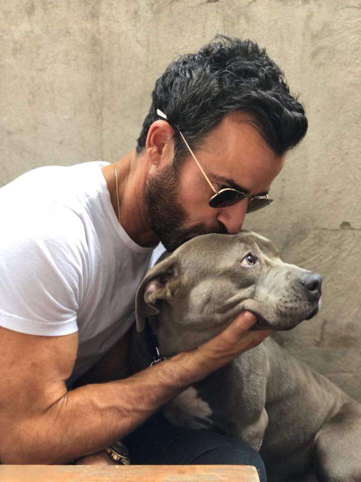 Actor Justin Theroux and Kuma