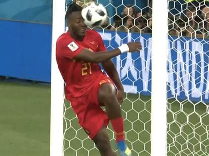 World Cup 18 Belgium S Batshuayi Kicks Ball Into His Own Face Thrillist