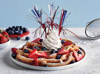 4th of July Free Food Deals 2018: Where to Get Freebies ...