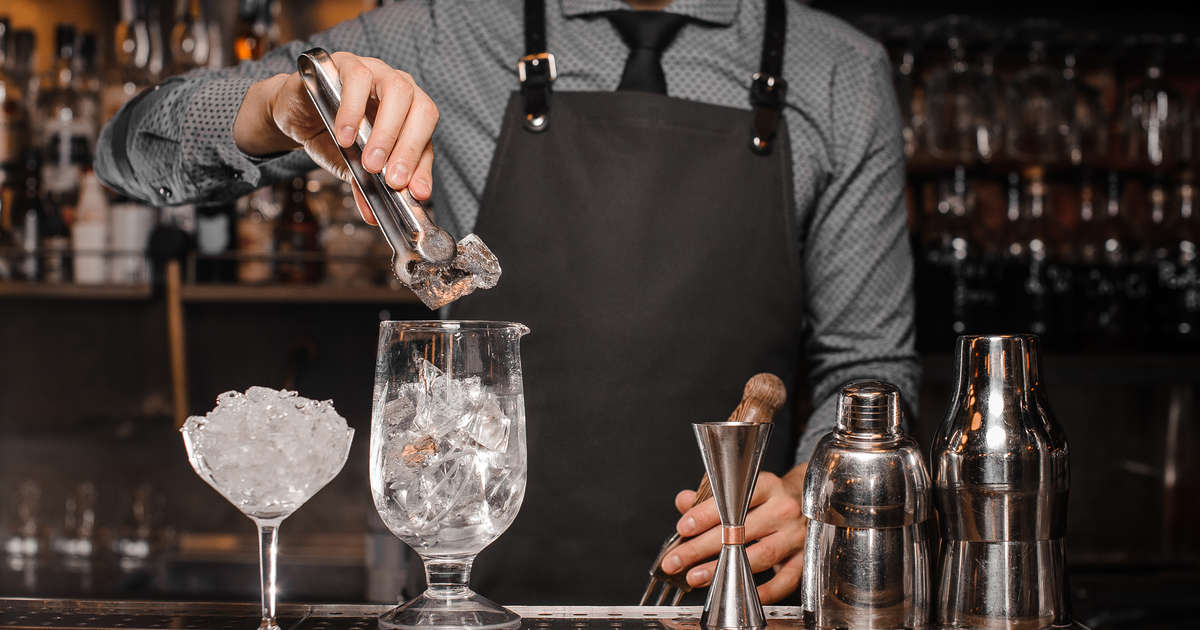 The Best and Worst Ice for Drinks Thrillist
