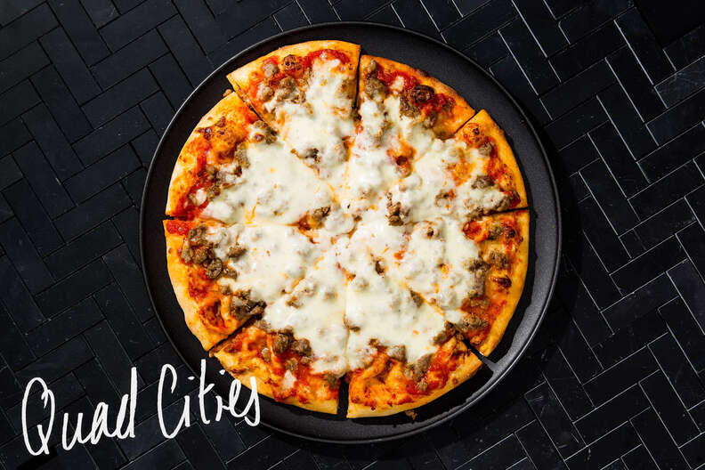 Quad cities pizza style
