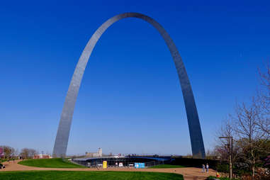  Gateway Arch in St Louis, Missourri
