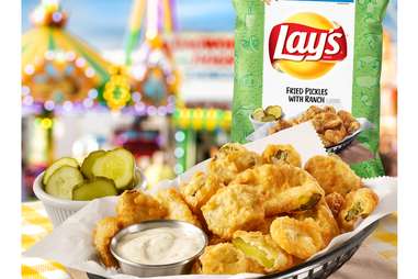 Lays Fried Pickles with Ranch chips