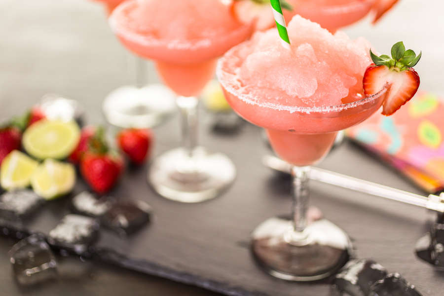 Applebee's Has 1 Strawberry Margaritas for All of August 2018 Thrillist