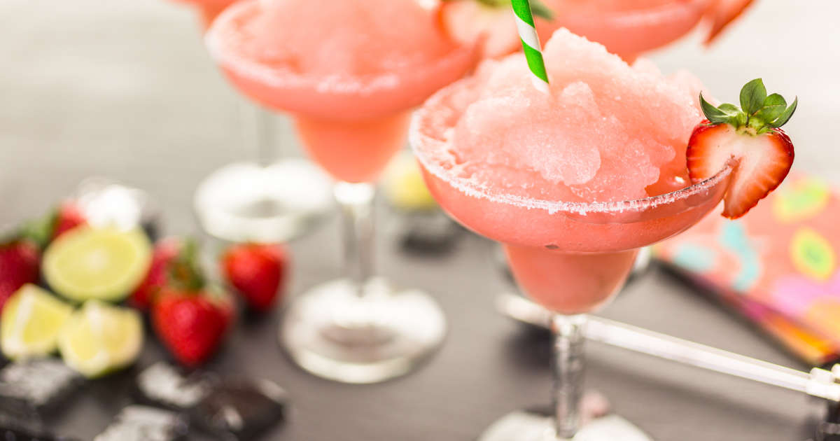 Applebee's Has 1 Strawberry Margaritas for All of August 2018 Thrillist