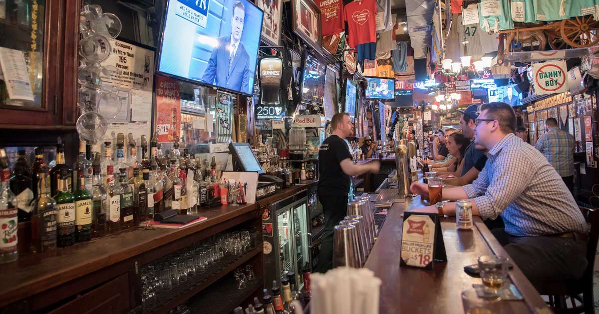 best-sports-bars-in-nyc-where-to-watch-your-team-s-games-in-nyc