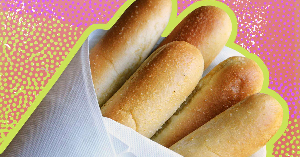 Olive Garden S Unlimited Breadsticks A History Of The Famous Side